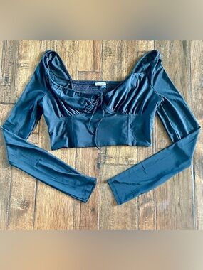 American Eagle Outfitters Black Long Sleeve Crop Top with Scoop Neck